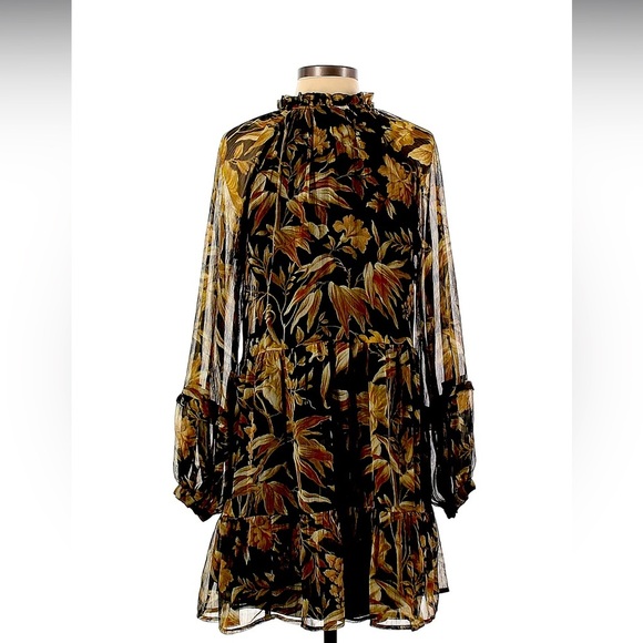 H&M Floral Ruffed Accent Dropped Waist  Long Sleeve Dress Women Size 6 US - Picture 3 of 8